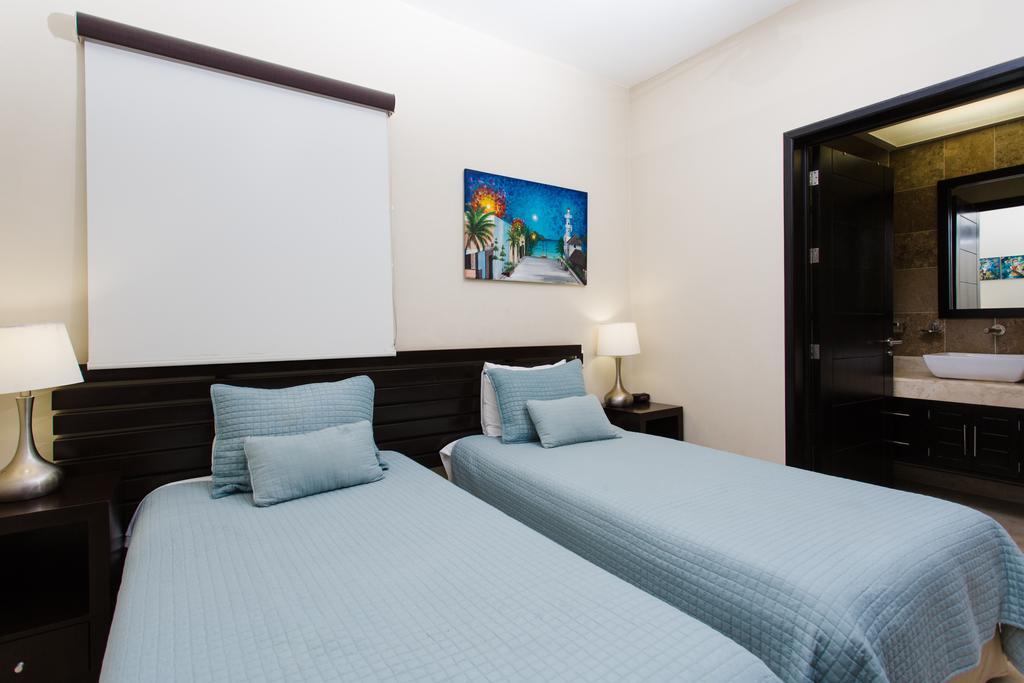 Oceanfront El Faro Surf 302 Apartment Playa del Carmen Exterior photo